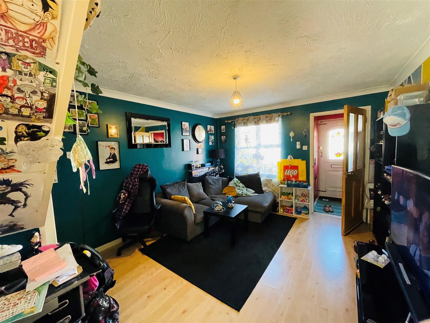 Daisy Close, Melksham Lock and Key